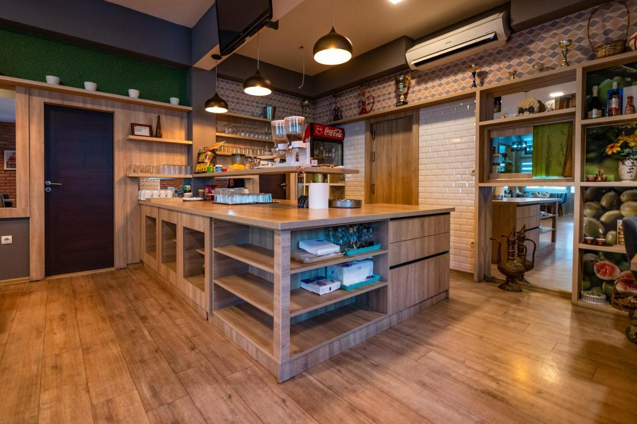 Hotel Oasis Gnojnice エクステリア 写真